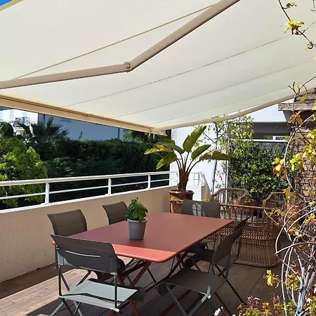 Bright And Stylish In Center 2 Bedrooms بيت للعطل أنتيب