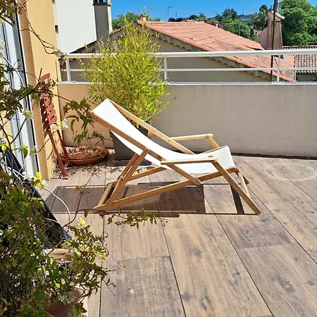 Vakantiehuis Bright And Stylish In Center 2 Bedrooms *