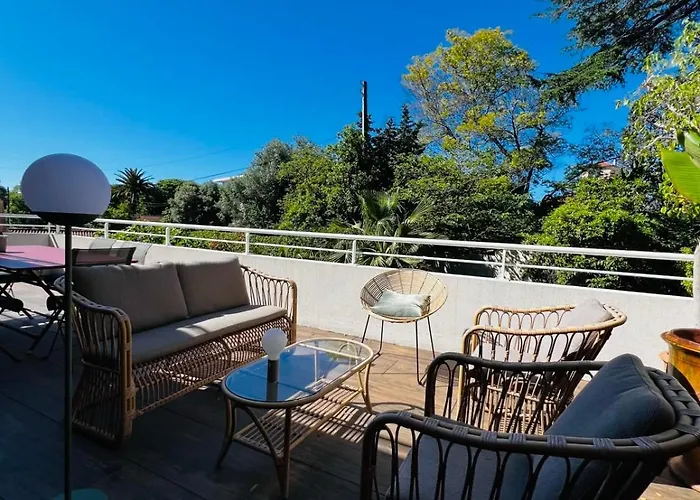 Bright And Stylish In Center 2 Bedrooms * Antibes